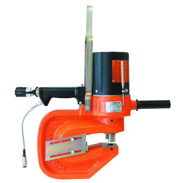 Punzonatrice idraulica, Mod. APS 120